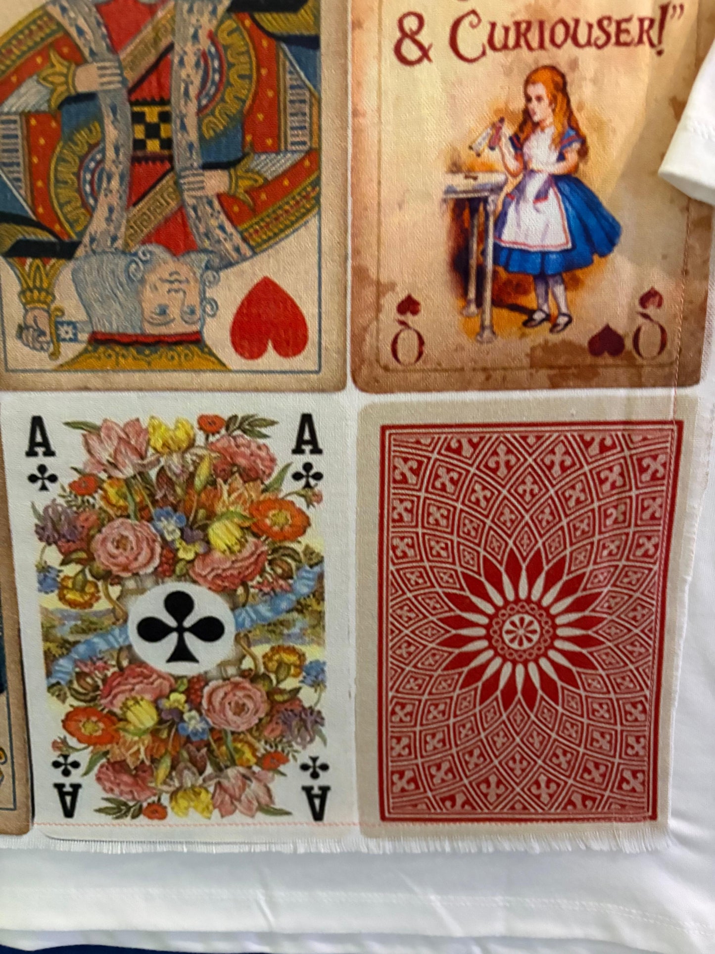 Maglietta Bianca Cotone 100% - Grafica Carte da Gioco