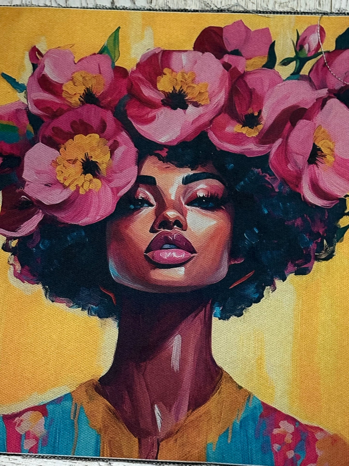 T-Shirt Nera Viso Donna - Grafica Artistica