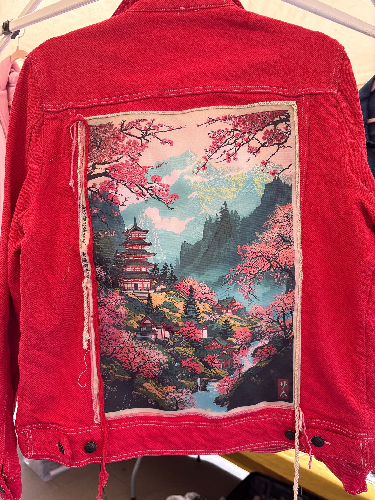 Giacca Denim Rossa Tulipano – Artwork Giapponese