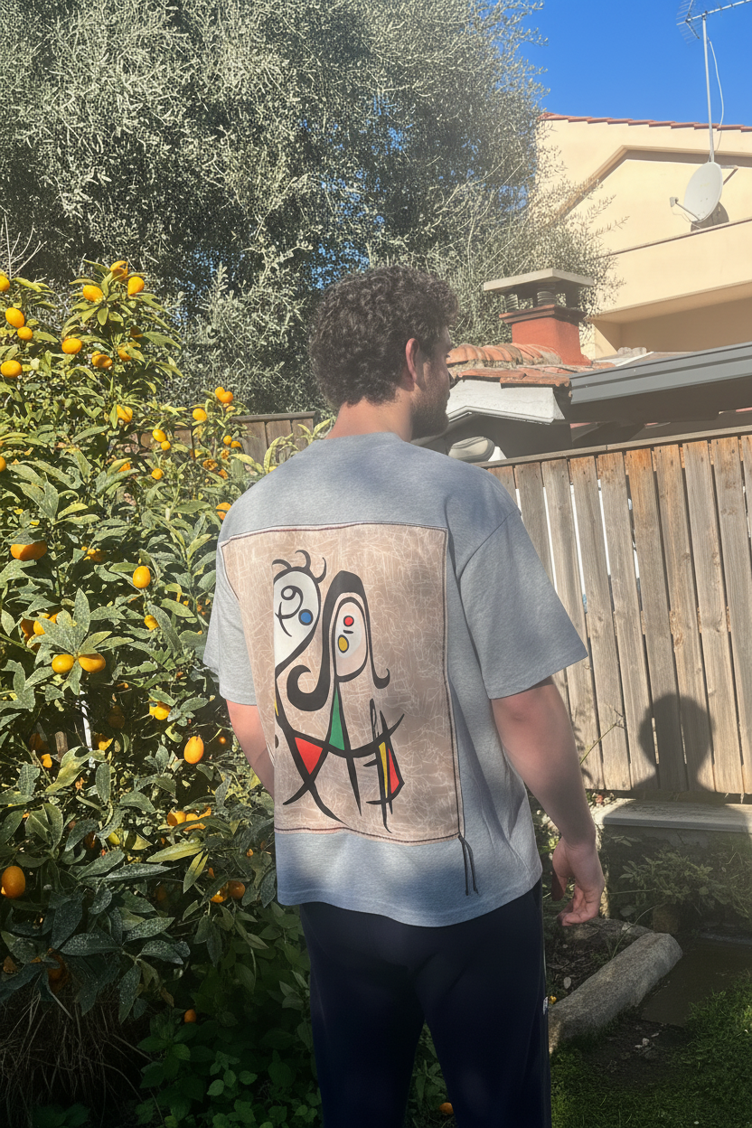 Modello uomo con pannello - A spasso con Miro